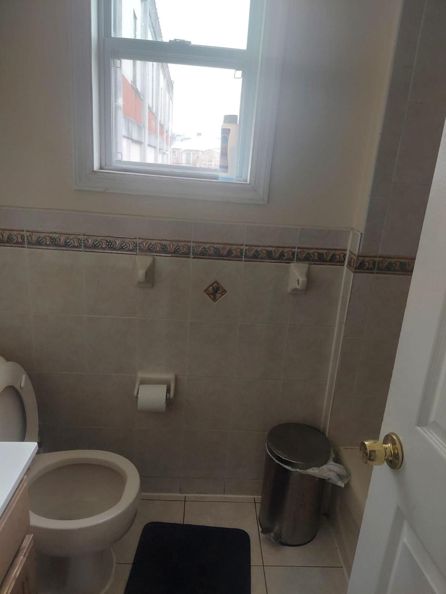 Crystal Room 1 Guest House Near 12Mins To Ewr Airport / Prudential / Njit / Penn Station Newark Kültér fotó