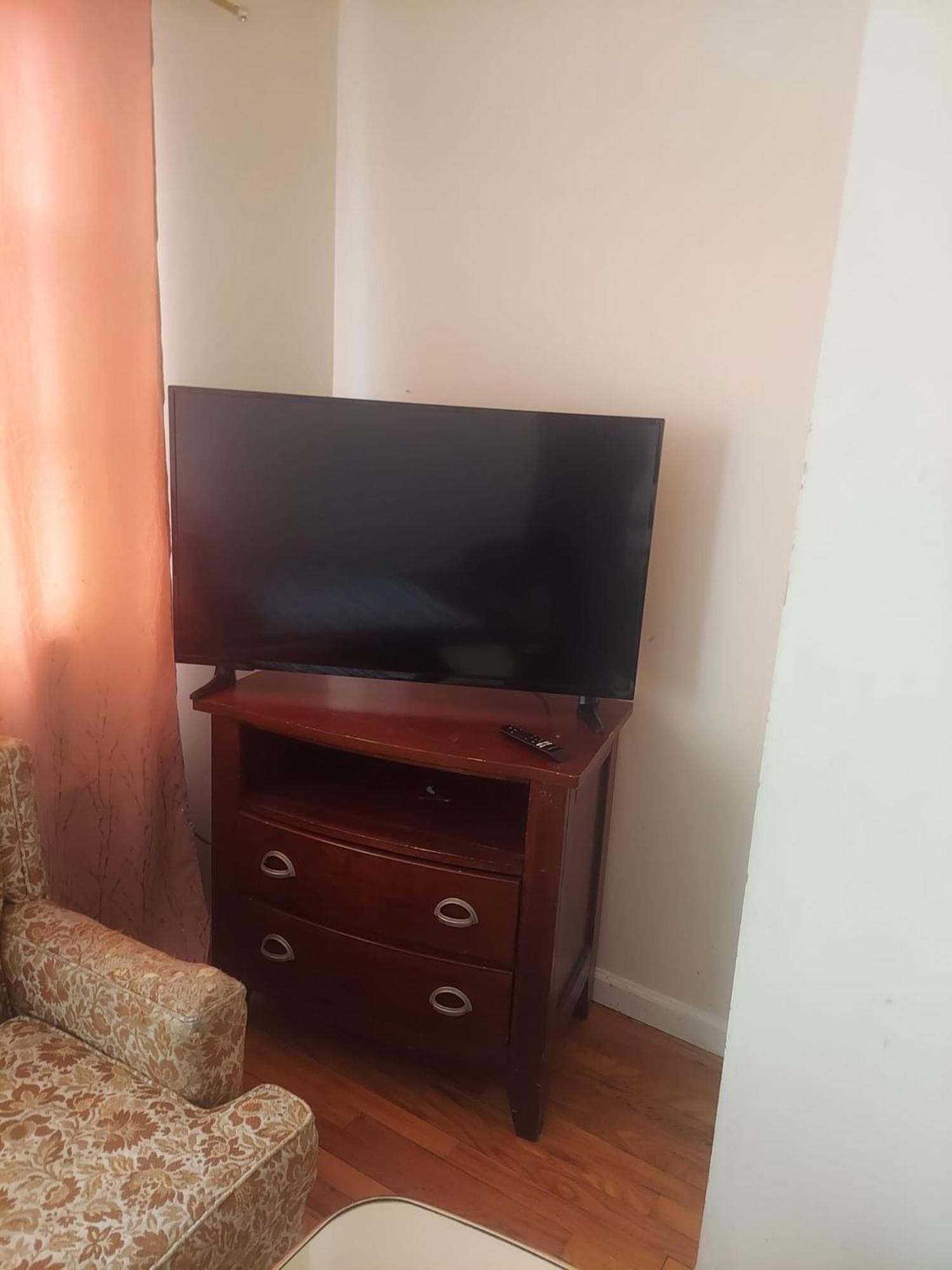 Crystal Room 1 Guest House Near 12Mins To Ewr Airport / Prudential / Njit / Penn Station Newark Kültér fotó