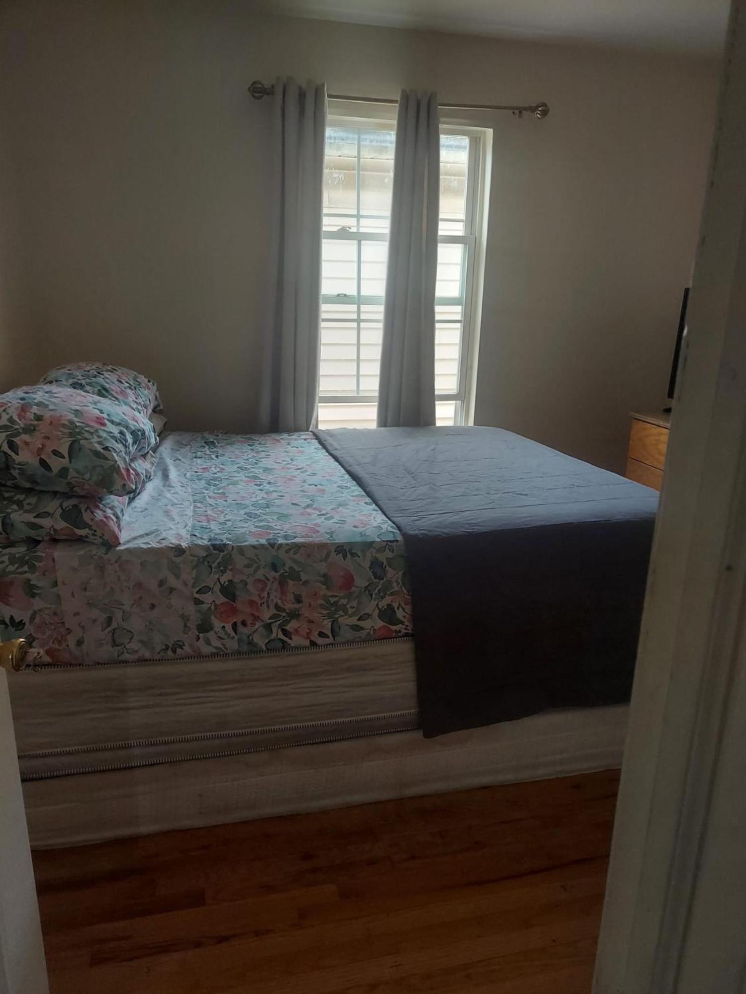 Crystal Room 1 Guest House Near 12Mins To Ewr Airport / Prudential / Njit / Penn Station Newark Kültér fotó
